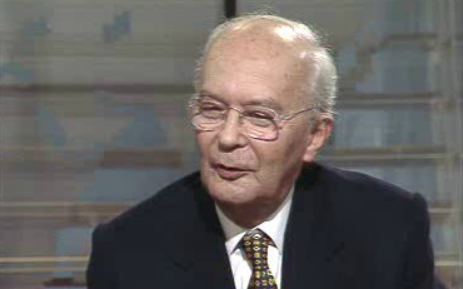 Entrevista a Menéres Pimentel