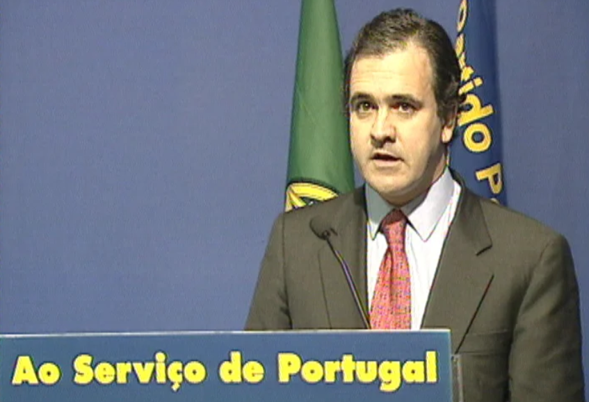 CDS-PP critica proposta do OE