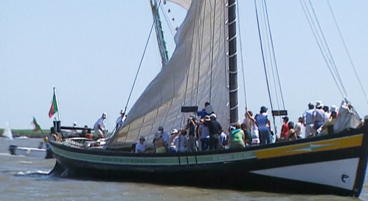 Cruzeiro no Rio Tejo