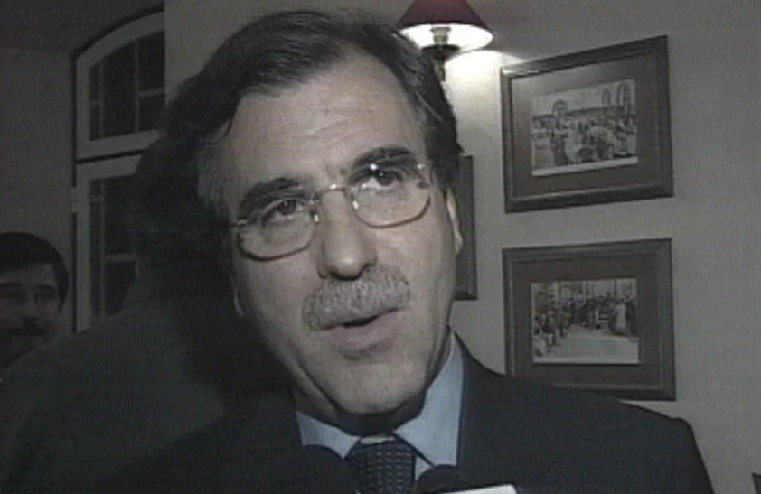 Dias Loureiro admite candidatura