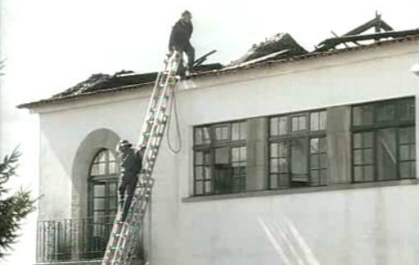 Incêndio em escola primária