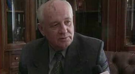 Mikhail Gorbatchev prepara visita a Portugal