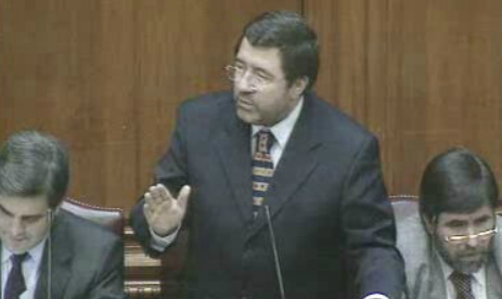 Debate parlamentar sobre combustíveis