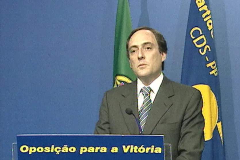 Conferência de imprensa de Paulo Portas