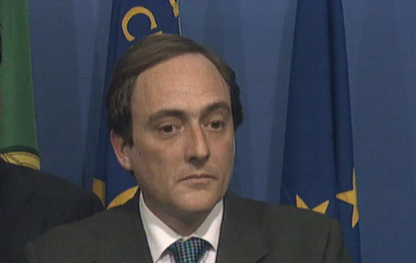 Conferência de imprensa de Paulo Portas