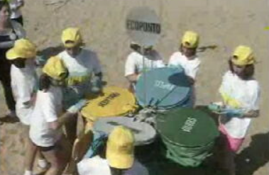 Limpeza da Praia do Molhe