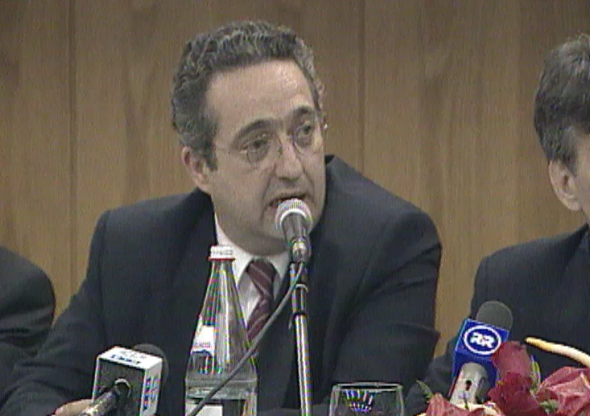 Oposição a Vale e Azevedo