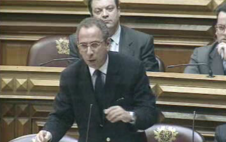 Debate sobre liberdade religiosa