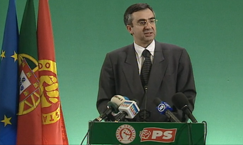 Conferência de imprensa de José Junqueiro