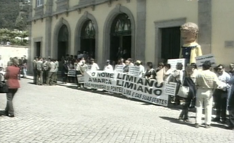 Manifestação pela defesa do queijo Limiano