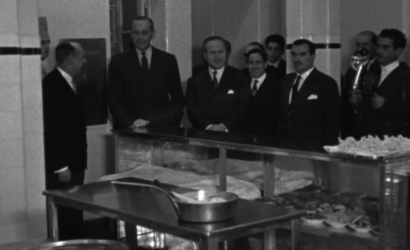 Membros do Governo visitam escola de hotelaria