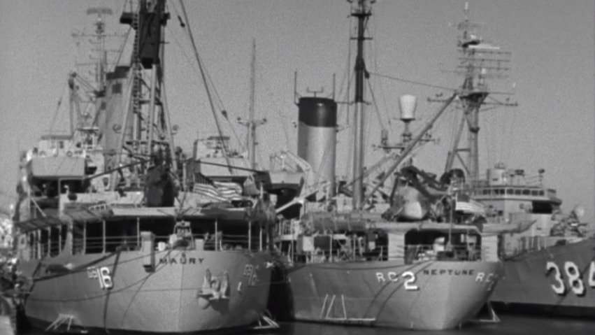 Navios de guerra no Tejo