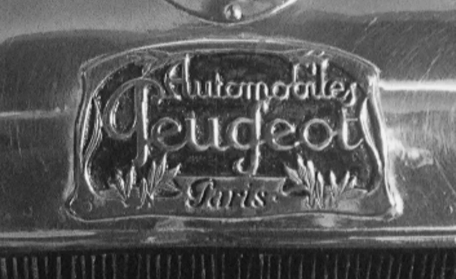 Mocar apresenta modelo 404 da Peugeot