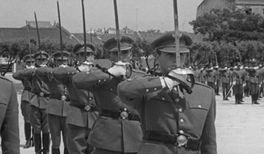 Novos cadetes na Academia Militar em Lisboa