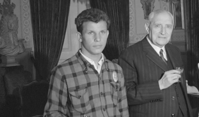 Salazar recebe pescadores de bacalhoeiros