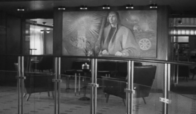 Américo Tomás visita o navio Funchal