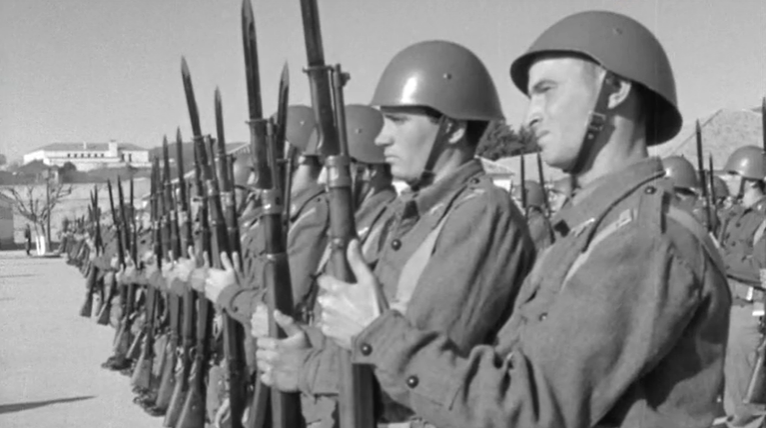 Juramento de bandeira no Regimento da Infantaria de Vila Real