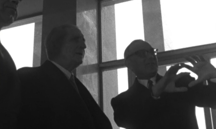 Salazar visita a reitoria da Universidade Clássica de Lisboa