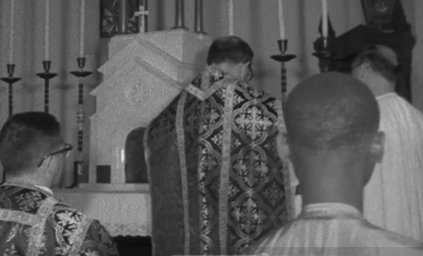 Missa pelas vitimas da guerra de Angola