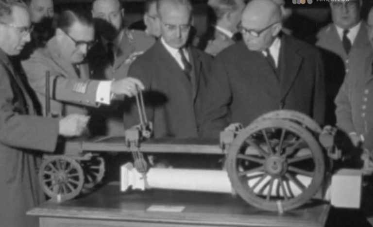 Governantes visitam o Museu Militar