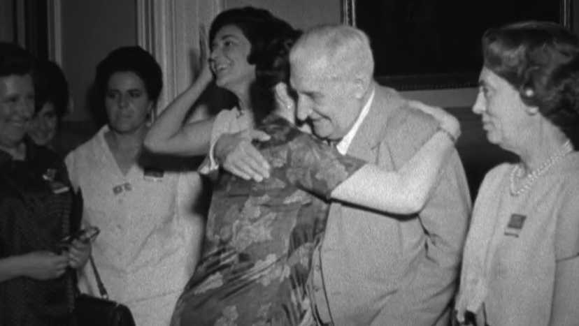 Salazar recebe delegadas do Movimento Nacional Feminino