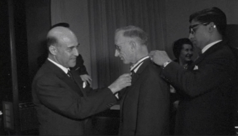 Condecoração de Michel Mollat