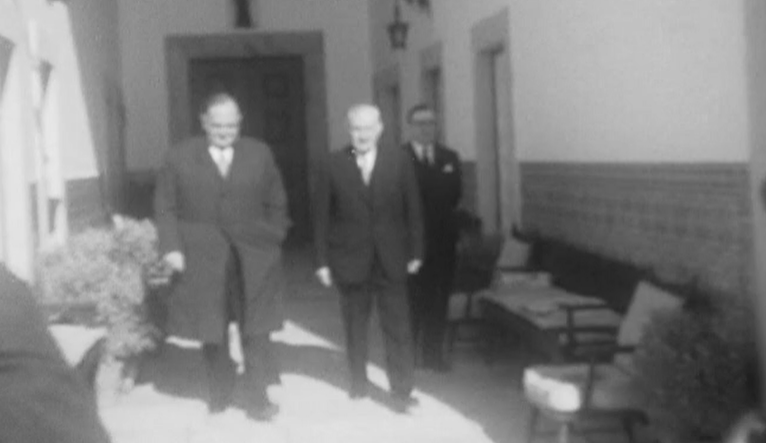 Salazar recebe Roy Wellensky