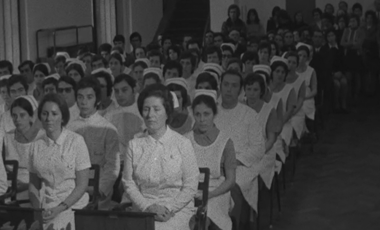 Graduação de auxiliares de enfermagem em Coimbra