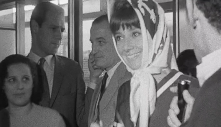 Chegada de Audrey Hepburn a Lisboa