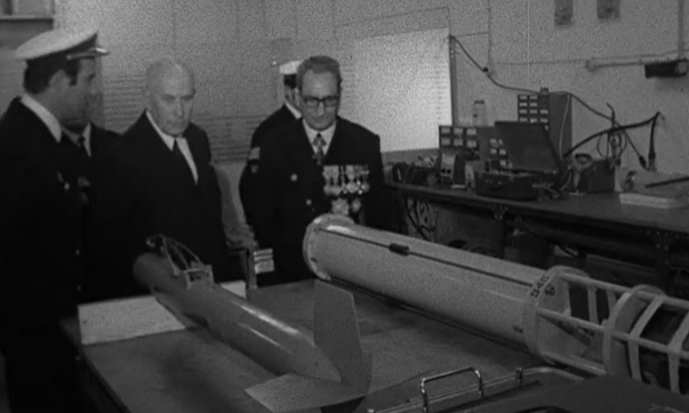 Visita de Américo Tomás ao Instituto Hidrográfico