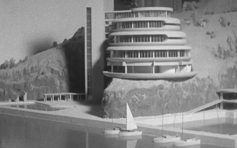 Exposição sobre o turismo na Ilha da Madeira