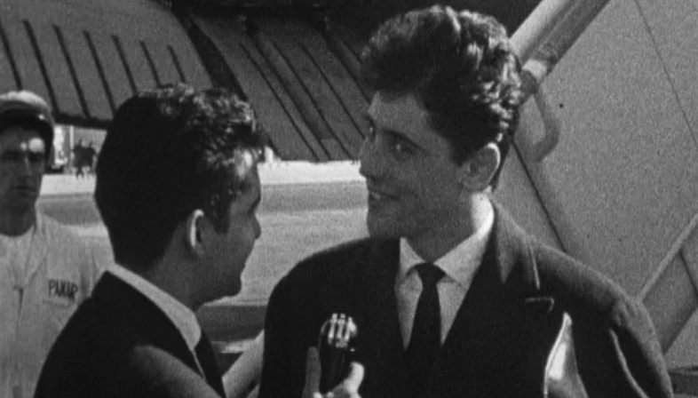 Chegada de Sacha Distel a Lisboa