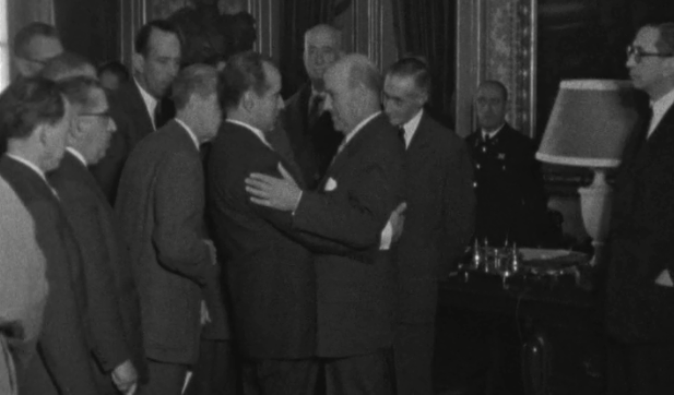 Cumprimentos de despedida na CML