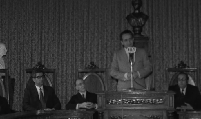 Veiga Simão visita a vila da Maia