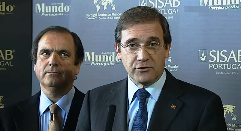 PSD e CDS criticam hostilidade contra Carlos Costa