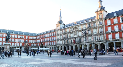 Sem-abrigo na Plaza Mayor