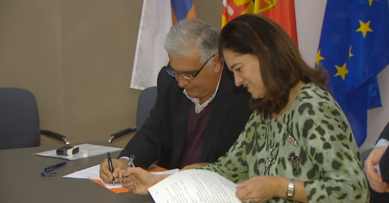 Governo regional assina protocolo com bombeiros