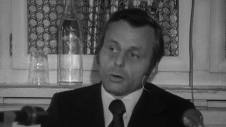 Morte de Frank Carlucci