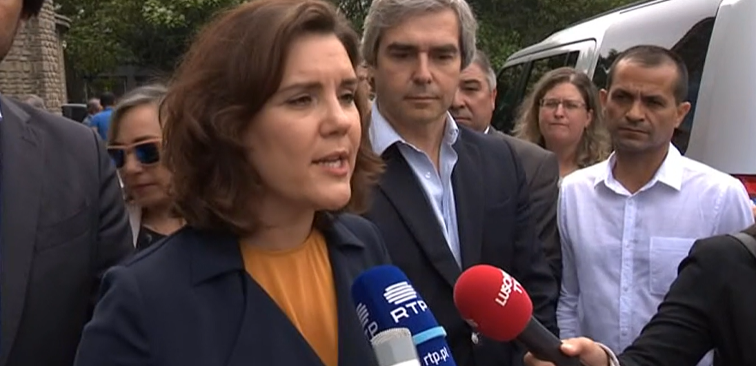 Visita de Assunção Cristas a França