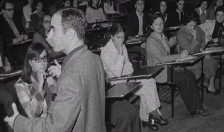 Reunião na Faculdade de Letras da Universidade do Porto