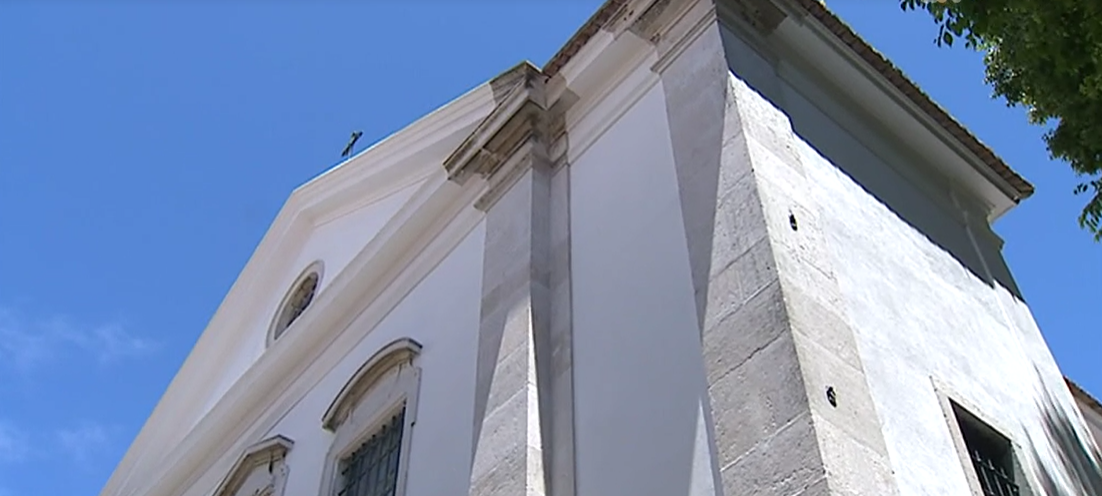 Torre sineira da igreja de Santa Cruz do Castelo