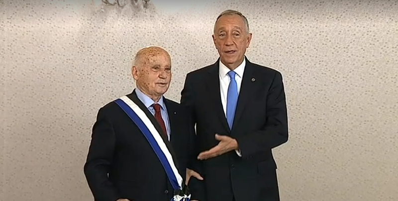 Manuel Cargaleiro condecorado