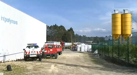 Incêndio numa fábrica em Tondela