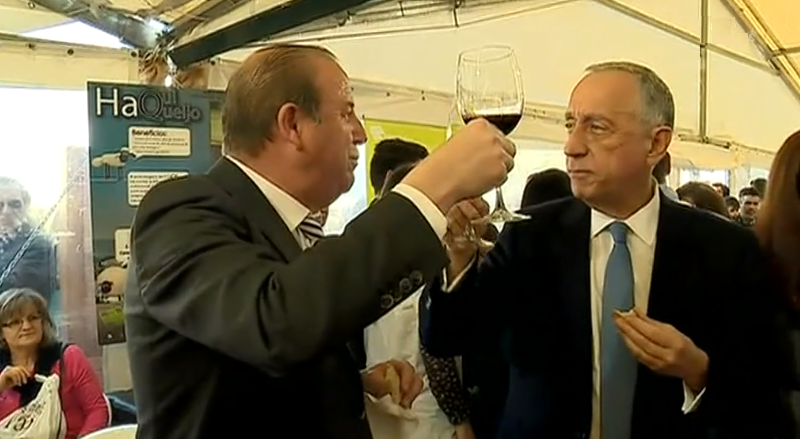 Marcelo Rebelo de Sousa visita a Feira do Queijo da Serra