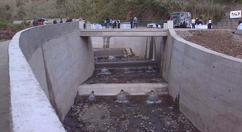 Obras na Ribeira da Tabúa