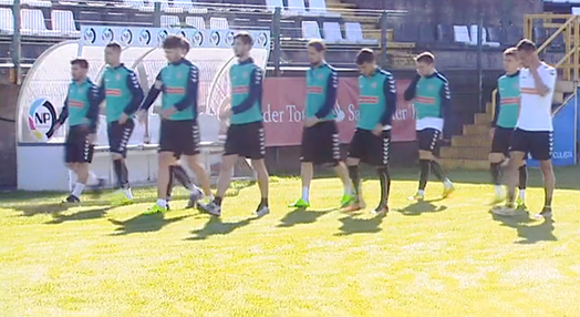 Futebol: treino do Nacional