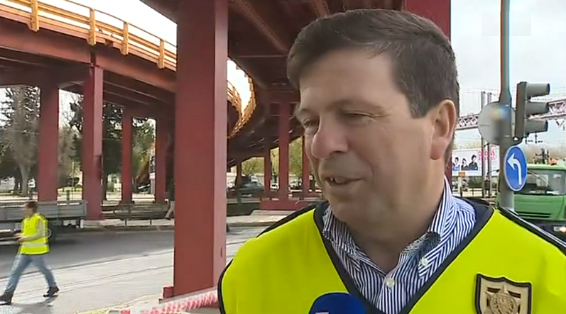 Colisão no viaduto de Alcântara