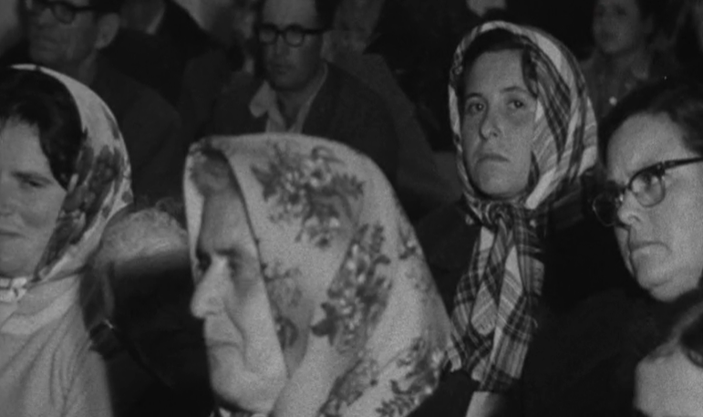 Sessão de esclarecimento e educação política na Feteira