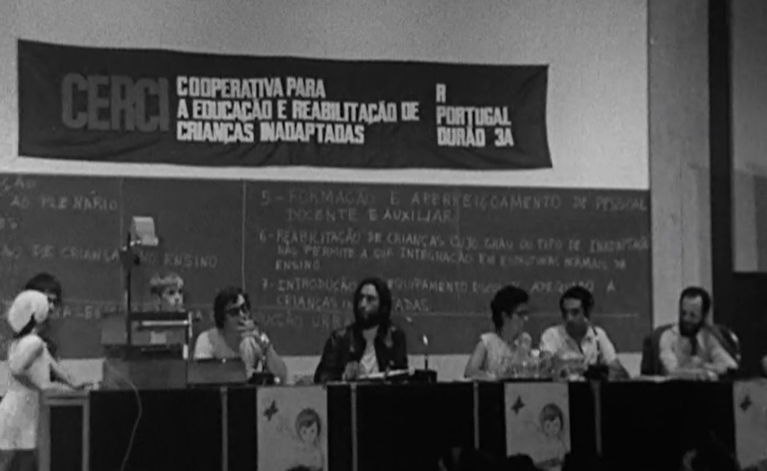 Criação da Cooperativa para a Educação e a Reabilitação de Crianças Inadaptadas