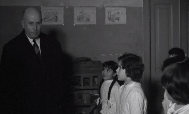 Visita de Américo Tomás à Escola Nossa Senhora das Graças